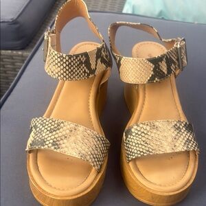 Women's Snakeskin Platform Sandals